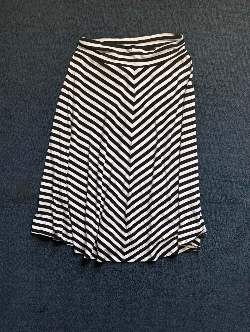 Ruby Rd. Petite Black and White Striped Midi Skirt PS